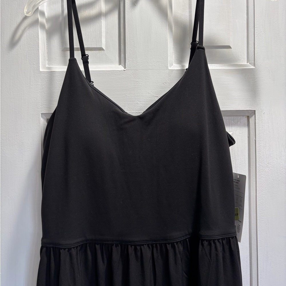 Black Sleeveless Dress - Picture 6 of 9